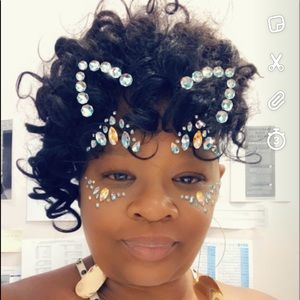 Meet your Posher, Sharon